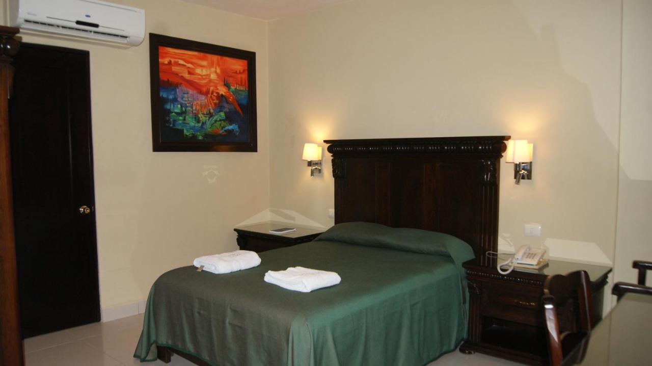 Hotel San Francisco ซาลินาครูซ ภายนอก รูปภาพ